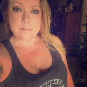 Meet your Posher, Crystal